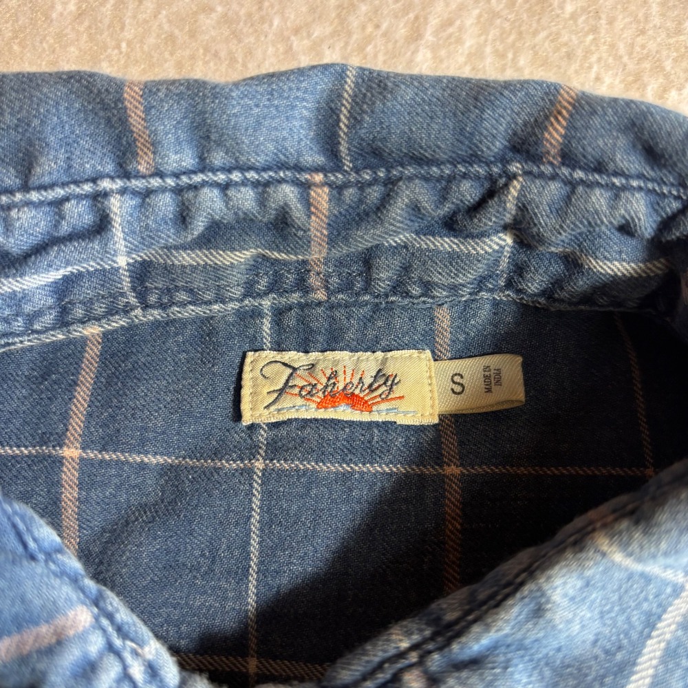 Faherty Women's Blue Plaid Long Sleeve Button Up‎ Shirt Size S - Picture 3 of 8